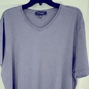 Robert Barakett V-Neck T-Shirt